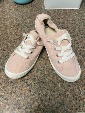 Casual Slip-On Pink/Peach Canvas Sneakers with White Laces